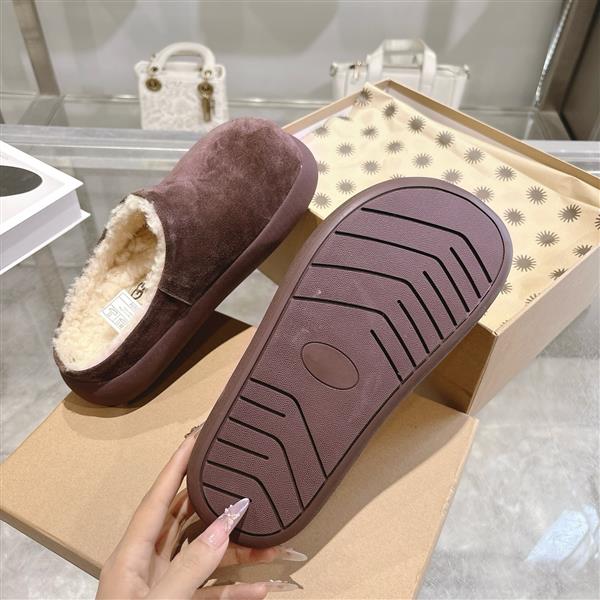 2025126113635536 200